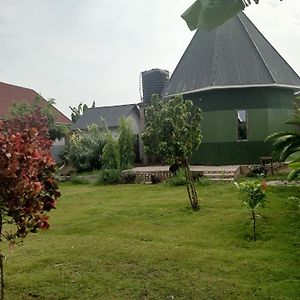 Ndugu Gardens Kasese 아파트 Exterior photo