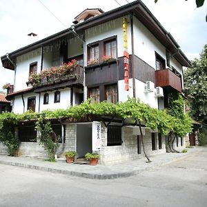 Oazis Family Hotel 로베치 Exterior photo