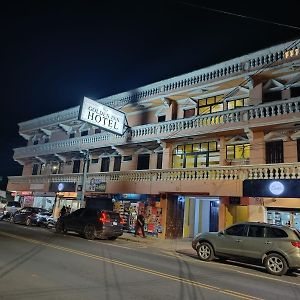 Hotel Golden Inn 케트살테낭고 Exterior photo