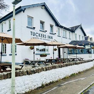 Tuckers Inn 인버고든 Exterior photo