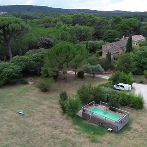 베르 퐁 뒤 가르 Aux Berges Du Pont Du Gard B&B Exterior photo