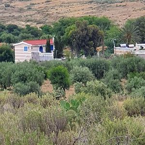 El Golla Motel Haffouz Exterior photo