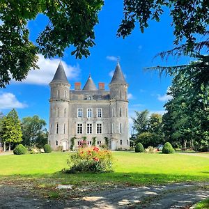 Chateau Dore Les Tours - Appartement Renard Montfaucon-Montigne Exterior photo