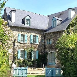 Accous Le Mouton Bleu B&B Exterior photo