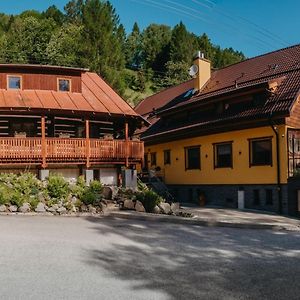 Wellness Penzion Ski Jezersko 호텔 Exterior photo