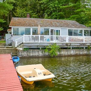 New Marlborough Renovated Lakefront House With Dock Pets Welcome! 빌라 Exterior photo