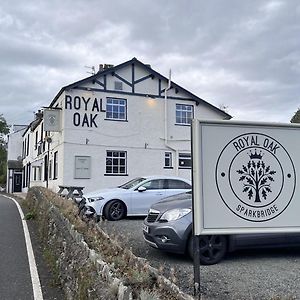 The Royal Oak 호텔 스파크브리지 Exterior photo