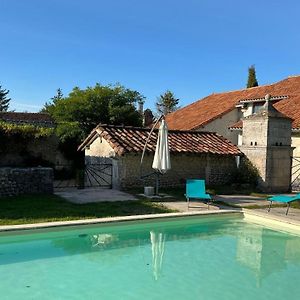 Saint-Paul-Lizonne Grande Maison Restauree Avec Piscine Privative, Au Coeur De La Campagne Du Perigord Vert - Fr-1-616-304 빌라 Exterior photo