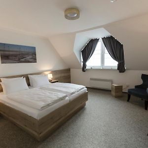 Cuxlandhotel Doppelzimmer 119 도룸 노이펠트 Exterior photo