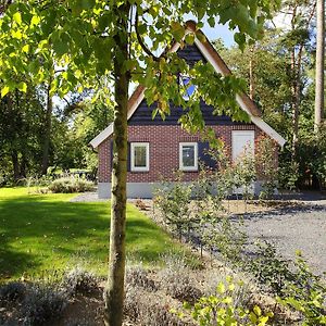 Beautiful Villa Located On De Veluwe 오털로 Exterior photo