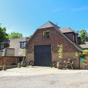 Hawkinge Coombe Wood Coach House 빌라 Exterior photo