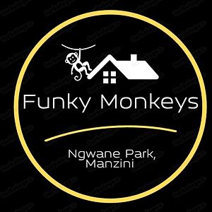 Funky Monkeys Guest House 만지니 Exterior photo