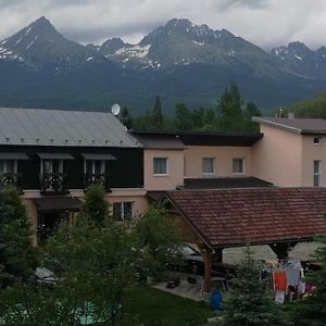 Penzion Monty Ranch 호텔 Štôla Exterior photo