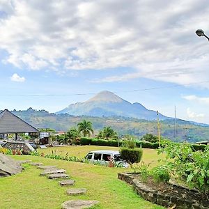 Pandurata Hotel & Bungalow 파수루안 Exterior photo