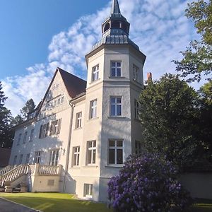 Schloss Sigroen Superior Camping Und Hotel 바트빌스낙 Exterior photo