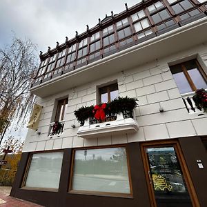 Hotel Miralrio Cacabelos 카카벨로스 Exterior photo