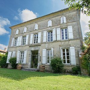 Chambres D'Hotes Dans Une Maison De Maitre A 5 Min Du Centre De 네라끄 Exterior photo