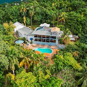 Lf Jungle Retreat 호텔 포트안토니오 Exterior photo