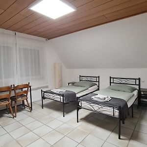 Zimmer Nr 7 Mit Privates Badezimmer In Juelich 호텔 Exterior photo