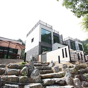 영월 히어리펜션 Exterior photo