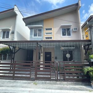 Mago Nouveau Residence 3Bdrm-3Bath Subdivision 앙헬레스 Exterior photo