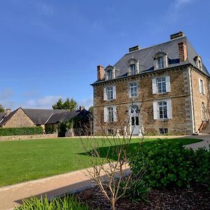 Mezieres-Sur-Couesnon Chateau De La Giraudais B&B Exterior photo