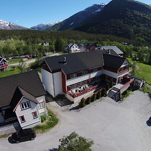 Jostedal Hotel Exterior photo