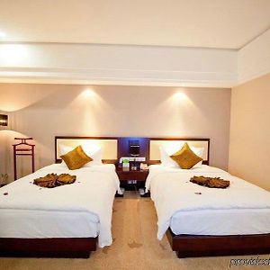 Wenhui International Hotel 쿤밍 Room photo