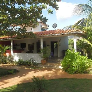 Posada Casa Las Trinitarias 호텔 Paraguachi Exterior photo