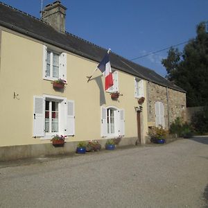 Négreville Les Perroquets B&B Room photo