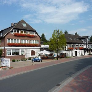 Akzent Hotel Zur Wasserburg - Hotel Garni Bed & Breakfast 하프슈타트 Exterior photo