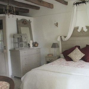 Le Fousseret Ferme Saint Joseph B&B Room photo