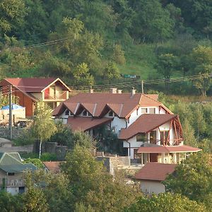 Vila Anastasia 호텔 Sacarimbu Exterior photo