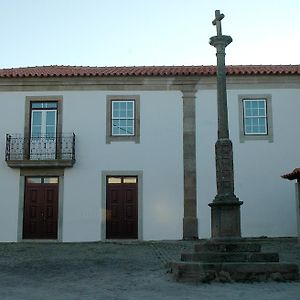 Casa Dos Lagares De Vara E Pedra 빌라 플로 Exterior photo