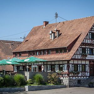 Gasthaus Zum Hirsch 호텔 구타흐 Exterior photo