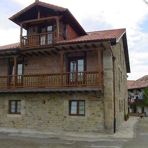 Lloreda  Las Anjanas De Lloreda 아파트 Exterior photo