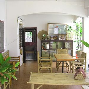 Sri Krung Guest House 프라 나콘 시 아유타야 Exterior photo