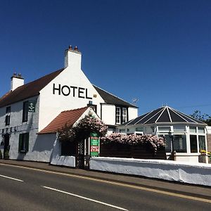 The Upper Largo Hotel & Restaurant 런딘링스 Exterior photo