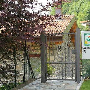 아르제뇨 Agriturismo Il Sorriso Dei Figli 빌라 Exterior photo