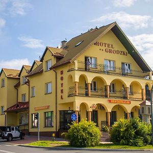 Hotel Grodzki 산도미에르즈 Exterior photo