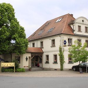 Gasthof Zur Linde 호텔 Heßdorf Exterior photo