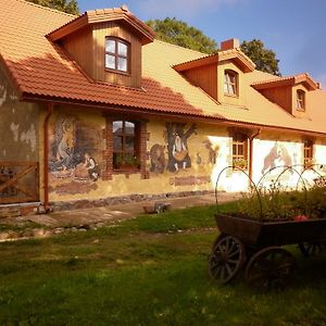 Valaste Kuldkaru Manor B&B Exterior photo