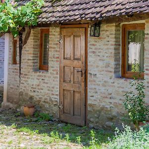 Dominic Boutique, Little Barn , Cloasterf 게스트하우스 Exterior photo