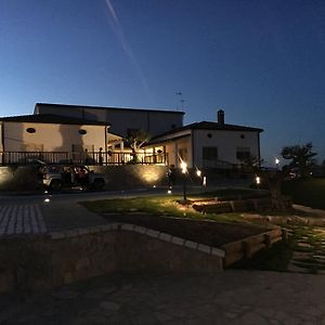 Villa Santoro 아리아노이르피노 Exterior photo