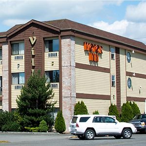 Village Inn & Suites 매리스빌 Exterior photo