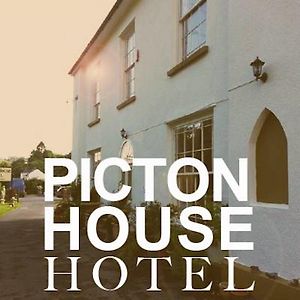 Picton-House 호텔 Llandowror Exterior photo