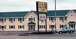 Lincoln Host Motor Inn 에스카나바 Exterior photo