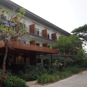 Baan Sakulpetch 호텔 Sung Noen Exterior photo