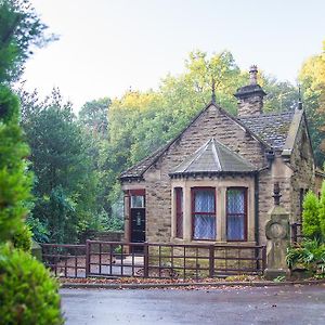 Highwood Lodge 시세트 Exterior photo