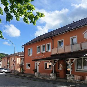 Hotel An Der Eiche 쿨름바흐 Exterior photo